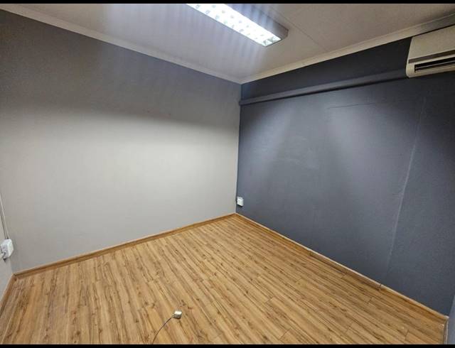 M² BUILDING TO LET IN SASOLBURG CENTRAL